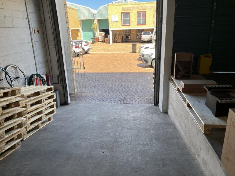 To Let commercial Property for Rent in Montague Gardens Western Cape